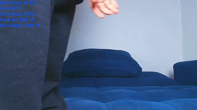 Snapshot of couplelove543 chatting on 10.03.25 couplelove543 online show from 10.03.25