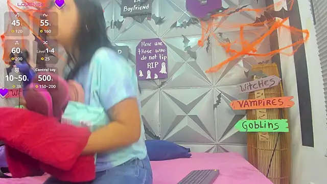 GreciaFox1 online show from 10.29.25