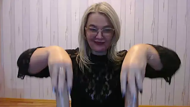 EleanoraDream online show from 12.21.25