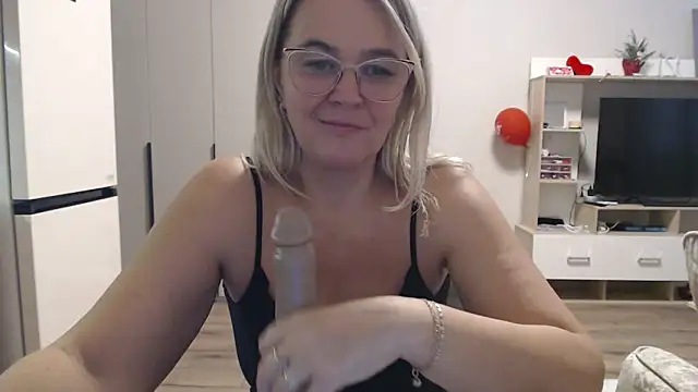 EleanoraDream online show from 03.28.26