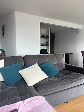 Nova Gabriela online show from 11.12.25