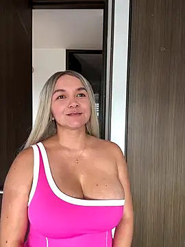 Nova Gabriela online show from 12.05.25