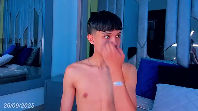 Sebax Young online show from 09.26.25