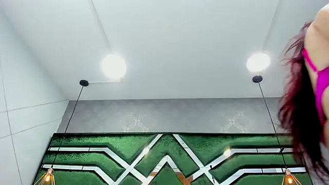 ThaliaCross online show from 10.20.25