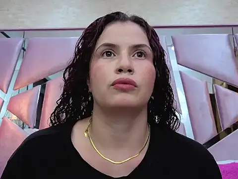 ThaliaCross online show from 02.23.26