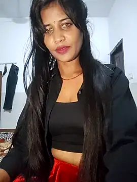 Snapshot of cute_radhikaa chatting on 10.30.25 cute radhikaa online show from 10.30.25
