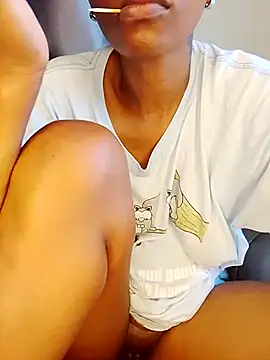 SeffieLucy online show from 11.22.25