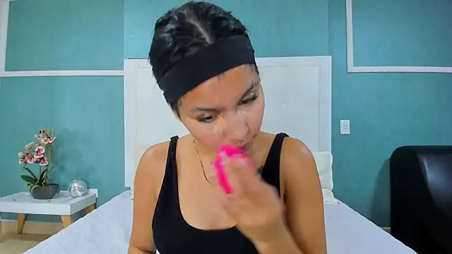 ania gomez online show from 10.06.25