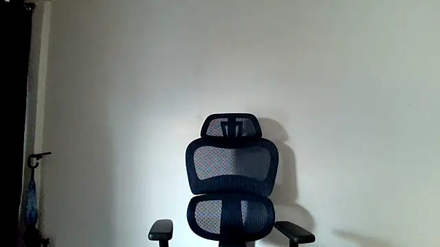 Snapshot of lolateton chatting on 11.02.25 lolateton online show from 11.02.25