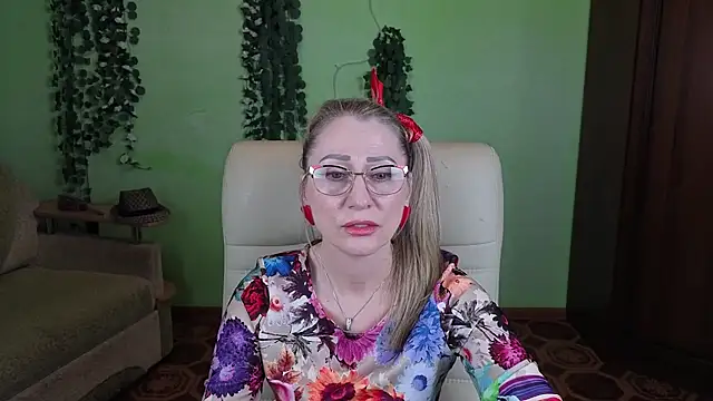 Habibi Honeyy online show from 10.28.25