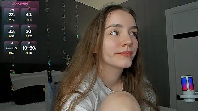 Snapshot of sweete_chantal chatting on 06.27.26 sweete chantal online show from 06.27.26