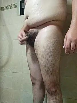 Snapshot of Batcum129 chatting on 10.31.25 Batcum129 online show from 10.31.25