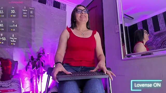 Agatha Pleasure online show from 09.12.25