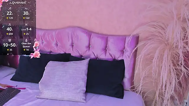 KARINAJTORRES online show from 10.01.25