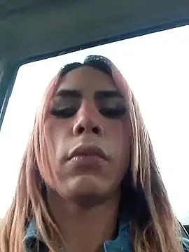 Snapshot of Daliana_Gounbolt chatting on 09.19.25 Daliana Gounbolt online show from 09.19.25