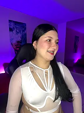 Snapshot of Celestee69 chatting on 10.03.25 Celestee69 online show from 10.03.25