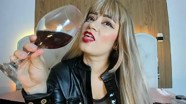 KristhalRasmussel online show from 07.09.26