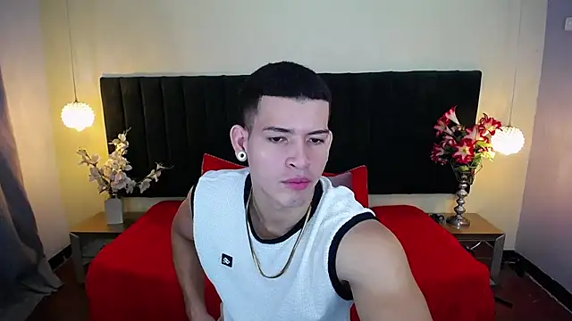 Snapshot of ethan_rodgers chatting on 09.29.25 ethan rodgers online show from 09.29.25