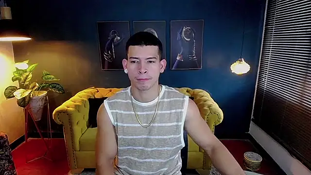 Snapshot of ethan_rodgers chatting on 10.02.25 ethan rodgers online show from 10.02.25