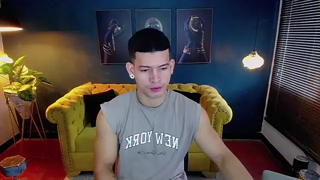 Snapshot of ethan_rodgers chatting on 10.15.25 ethan rodgers online show from 10.15.25