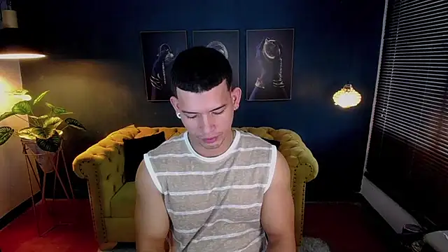 Snapshot of ethan_rodgers chatting on 10.20.25 ethan rodgers online show from 10.20.25