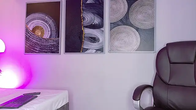 ElisaPeters online show from 09.24.25