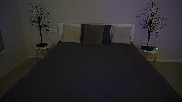 Snapshot of IvyLaurent chatting on 10.05.25 IvyLaurent online show from 10.05.25