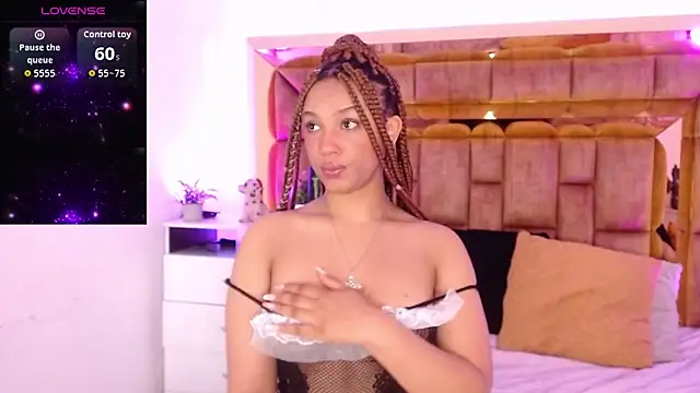 Snapshot of Camila_Mishiima1 chatting on 10.09.25 Camila Mishiima1 online show from 10.09.25