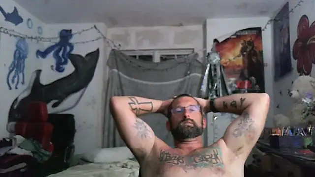 Snapshot of ladi3sfirst chatting on 10.04.25 ladi3sfirst online show from 10.04.25