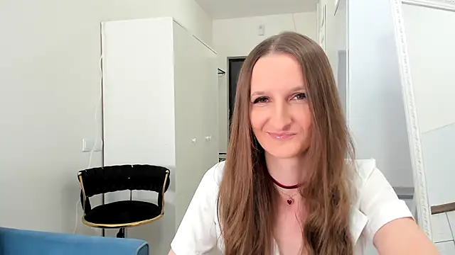 Kitty Player online show from 10.06.25