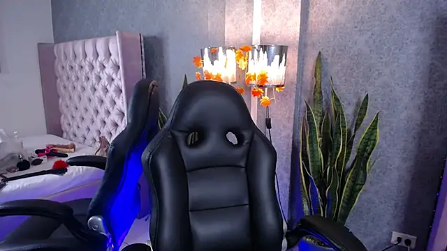 laila stilwiills online show from 03.20.26