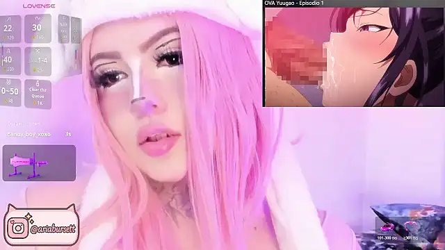 AriaBursett online show from 10.28.25