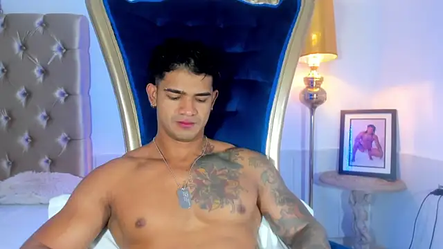 antonio  444 online show from 09.26.25