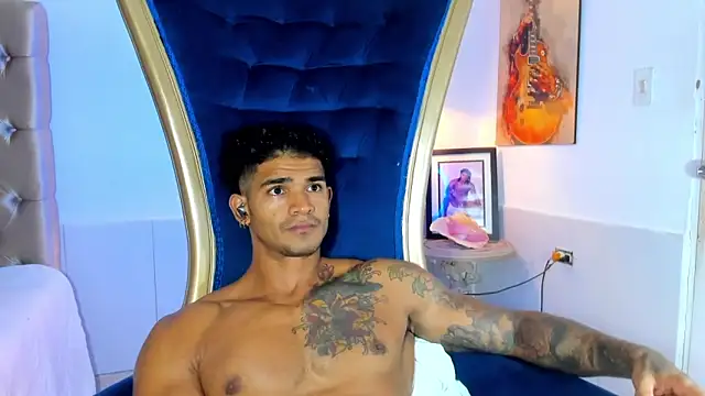 Snapshot of antonio__444 chatting on 04.30.26 antonio 444 online show from 04.30.26