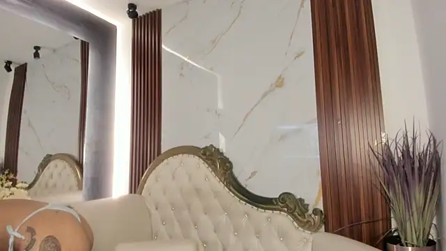 CoralieBronson online show from 09.19.25