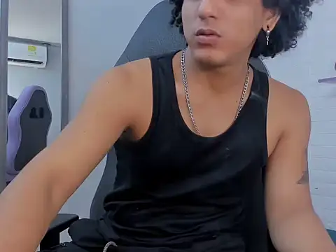 Xfire boy69 online show from 09.16.25