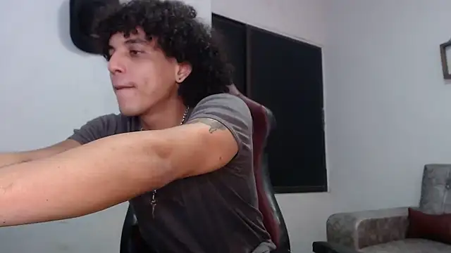 Xfire boy69 online show from 10.16.25