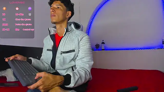 Snapshot of liaam_mendoza chatting on 10.16.25 liaam mendoza online show from 10.16.25