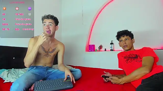 Snapshot of liaam_mendoza chatting on 10.27.25 liaam mendoza online show from 10.27.25