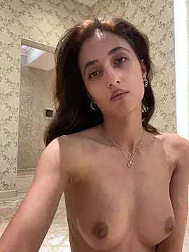 Snapshot of AriaXFlirt chatting on 09.16.25 AriaXFlirt online show from 09.16.25