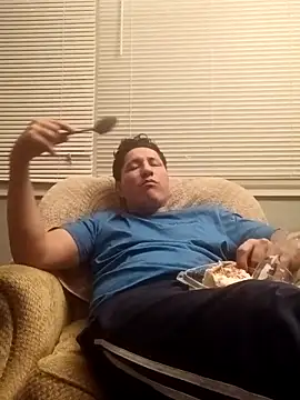 Zetaloco26 online show from 10.04.25