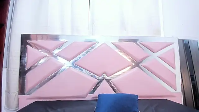 Snapshot of Kenishax_ chatting on 09.26.25 Kenishax online show from 09.26.25