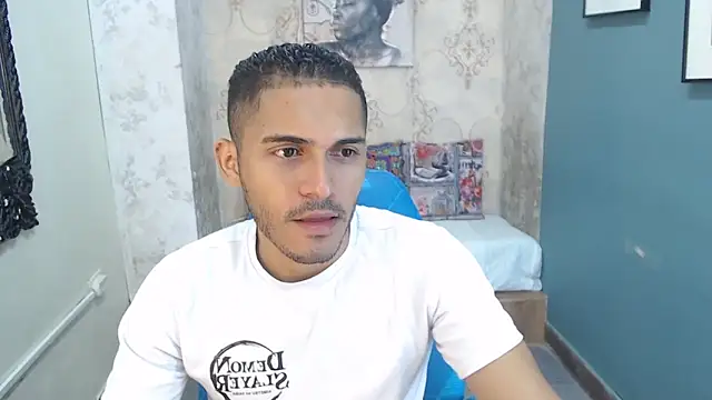 Snapshot of Derek_Storm_ chatting on 12.02.25 Derek Storm online show from 12.02.25