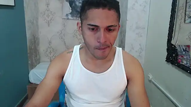 Snapshot of Derek_Storm_ chatting on 12.20.25 Derek Storm online show from 12.20.25