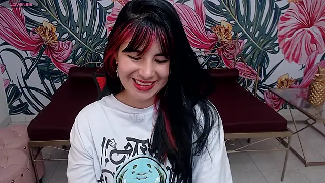 Nina harper  online show from 09.18.25