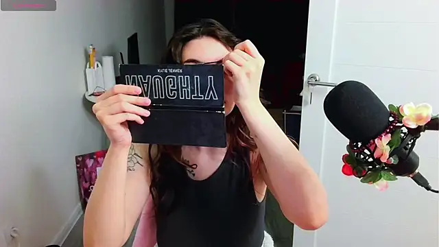 peachyness online show from 06.23.26