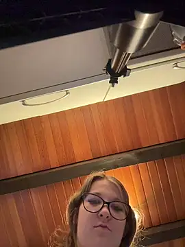 SweetTeenGirl online show from 11.09.25