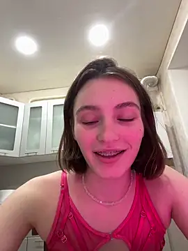 ZariaFlame online show from 11.14.25