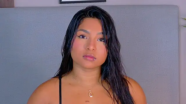 Snapshot of LanaRozz chatting on 05.14.26 LanaRozz online show from 05.14.26