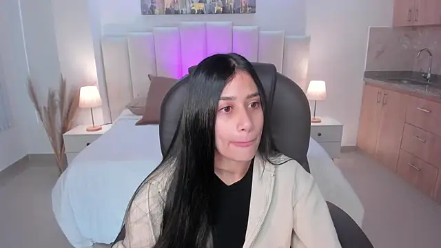 miranda crawfor online show from 10.08.25